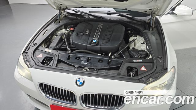 BMW 5-Series 2013 — photo 6