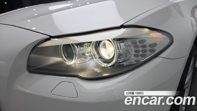 BMW 5-Series 2013 — photo 8