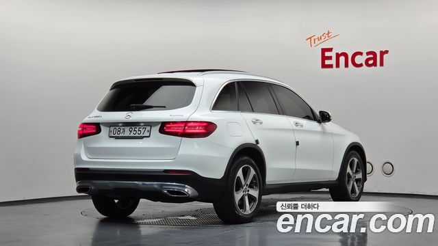 Mercedes-Benz GLC-Class 2017 — photo 2