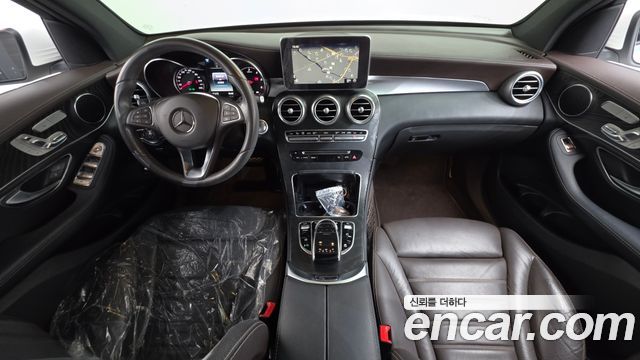 Mercedes-Benz GLC-Class 2017 — photo 7