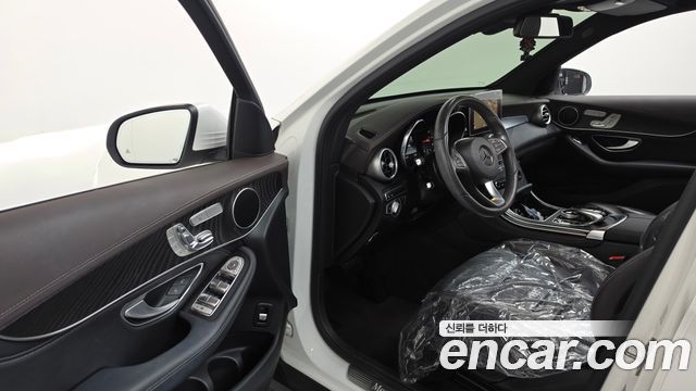 Mercedes-Benz GLC-Class 2017 — photo 10