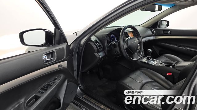 Infiniti G 2011 — photo 10