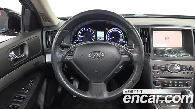 Infiniti G 2011 — photo 13