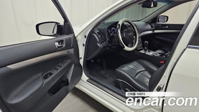Infiniti G 2012 — photo 10