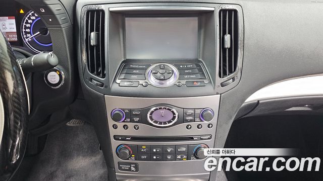Infiniti G 2012 — photo 16