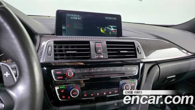 BMW M4 2018 — photo 14
