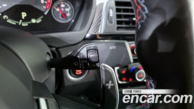 BMW M4 2018 — photo 17