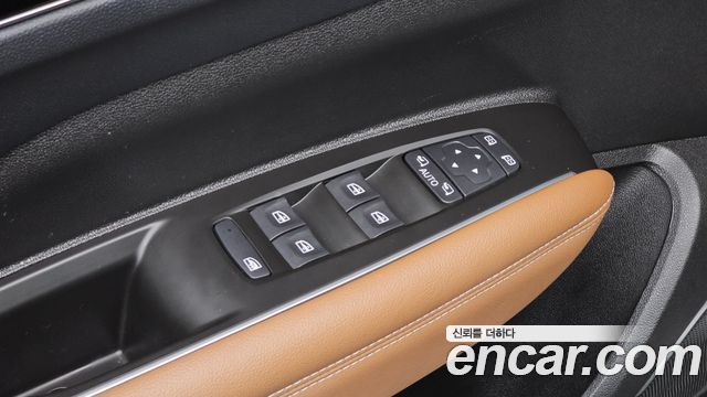 Renault Korea QM6 2025 — photo 17