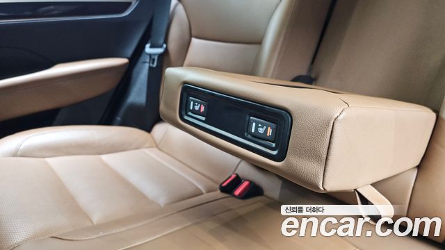 Renault Korea QM6 2025 — photo 19