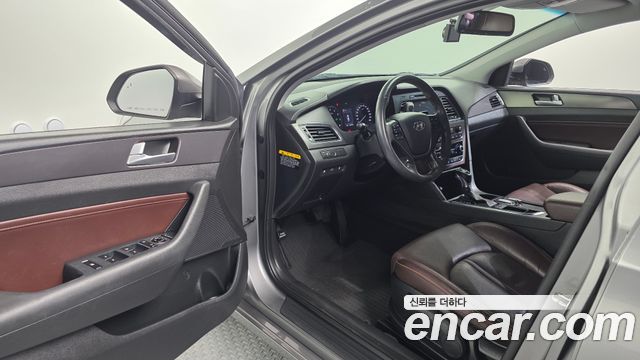 Hyundai Sonata 2017 — photo 13