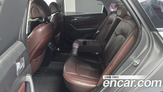Hyundai Sonata 2017 — photo 18