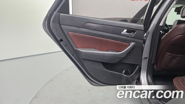 Hyundai Sonata 2017 — photo 15