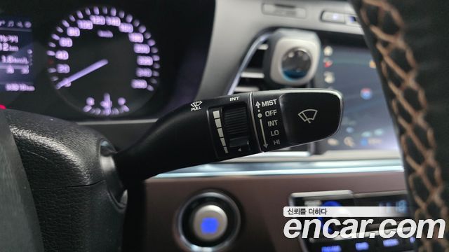 Hyundai Sonata 2017 — photo 30