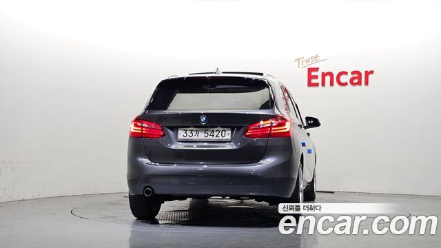BMW 2-Series 2017 — photo 4