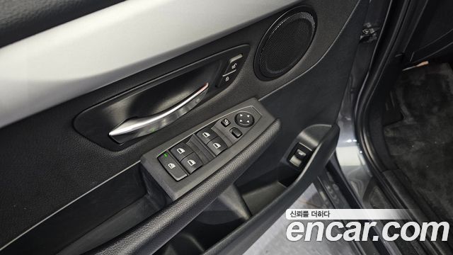 BMW 2-Series 2017 — photo 13