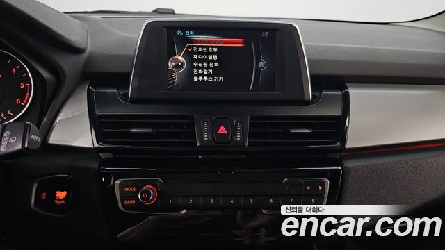 BMW 2-Series 2017 — photo 16