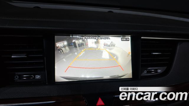 Kia K7 2017 — photo 18