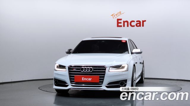 Audi S8 2015 — photo 3