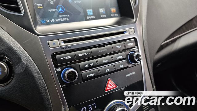 Hyundai Grandeur 2017 — photo 17