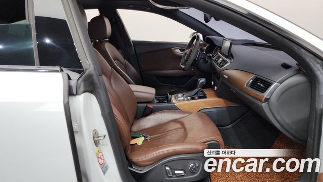 Audi A7 2016 — photo 11