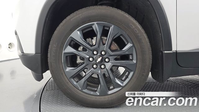 Chevrolet Korea Traverse 2021 — photo 5