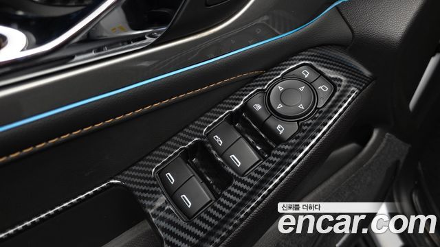 Chevrolet Korea Traverse 2021 — photo 32