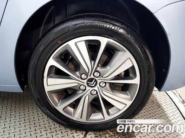 Citroën / DS C4 Picasso 2015 — photo 20