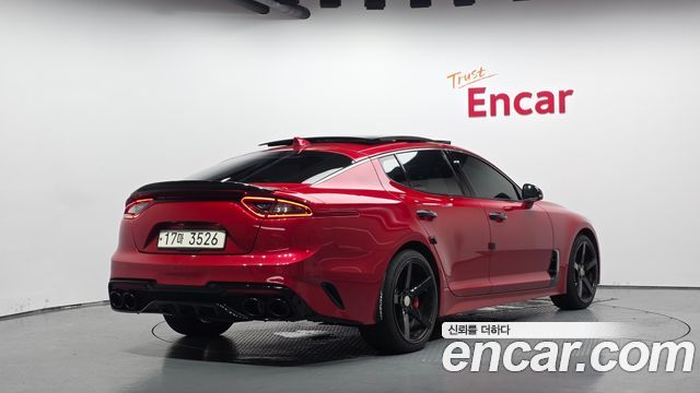 Kia Stinger 2018 — photo 2