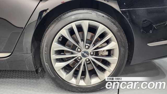 Kia K9 2022 — photo 7