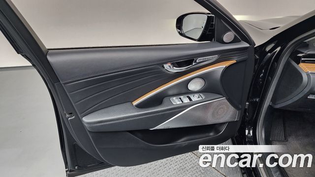 Kia K9 2022 — photo 14