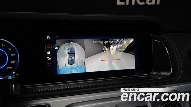 Mercedes-Benz G-Class 2025 — photo 21
