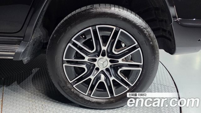 Mercedes-Benz G-Class 2025 — photo 7