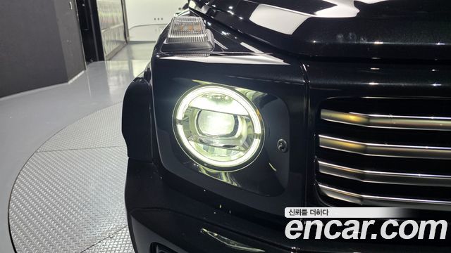 Mercedes-Benz G-Class 2025 — photo 8