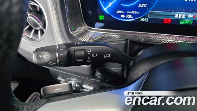 Mercedes-Benz G-Class 2025 — photo 29