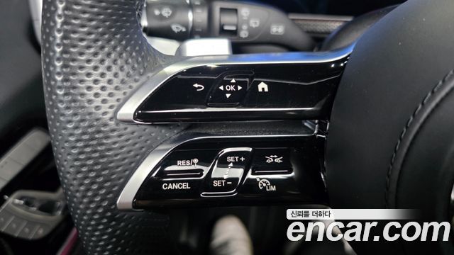 Mercedes-Benz G-Class 2025 — photo 33