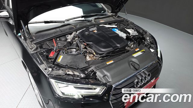 Audi A4 2018 — photo 6