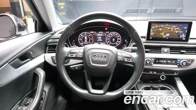 Audi A4 2018 — photo 13