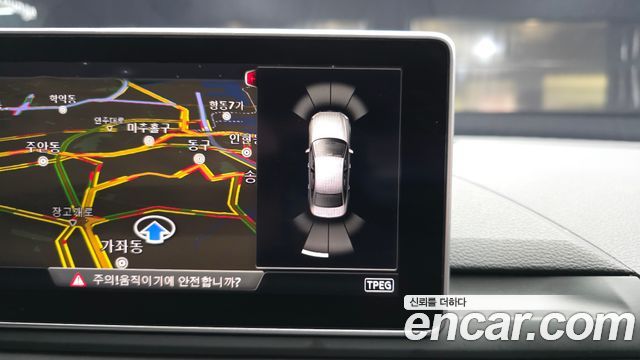Audi A4 2018 — photo 16
