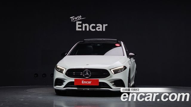 Mercedes-Benz A-Class 2023 — photo 3