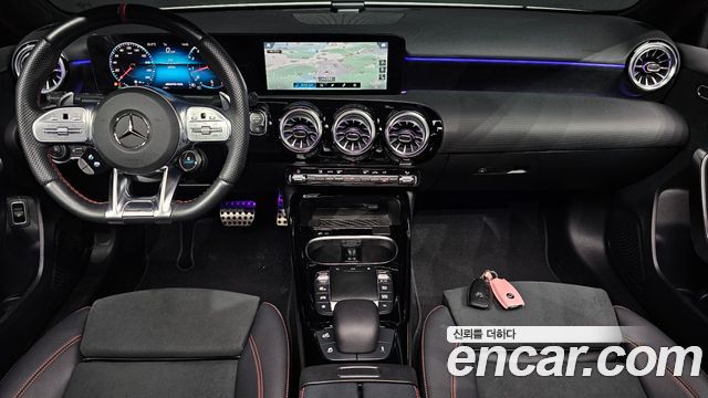Mercedes-Benz A-Class 2023 — photo 10