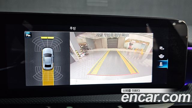 Mercedes-Benz A-Class 2023 — photo 21