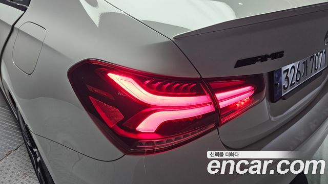 Mercedes-Benz A-Class 2023 — photo 9