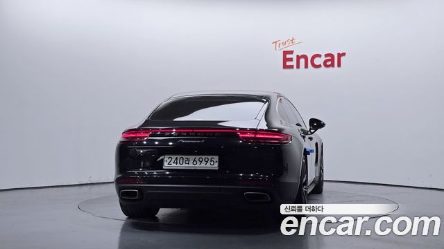 Porsche Panamera 2020 — photo 4