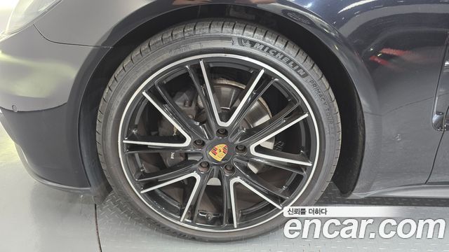 Porsche Panamera 2020 — photo 5