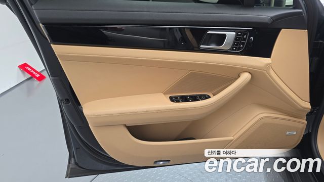 Porsche Panamera 2020 — photo 14