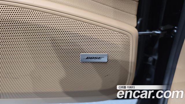 Porsche Panamera 2020 — photo 30