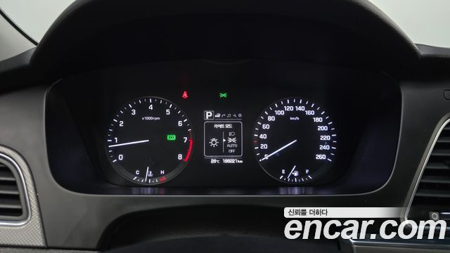 Hyundai Sonata 2016 — photo 8