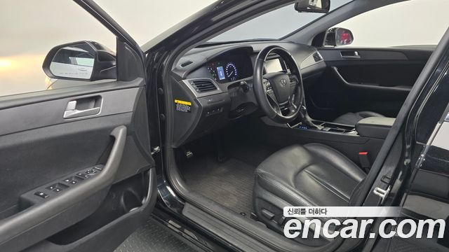 Hyundai Sonata 2016 — photo 10
