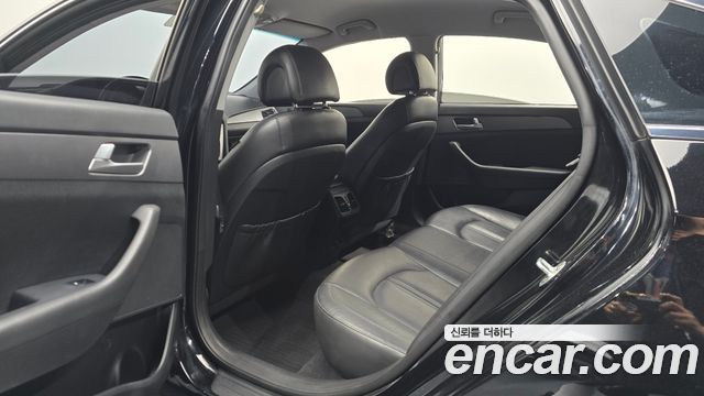 Hyundai Sonata 2016 — photo 11