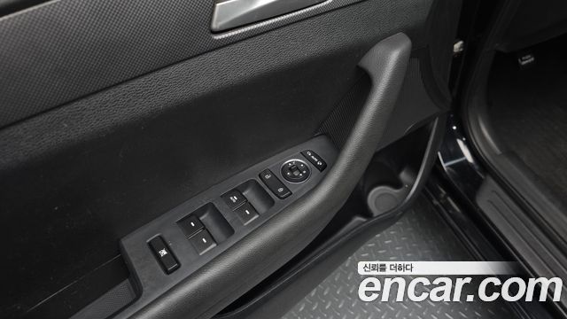 Hyundai Sonata 2016 — photo 15